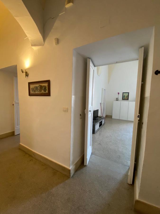 Palazzo Rossi Apartment Lecce Kültér fotó