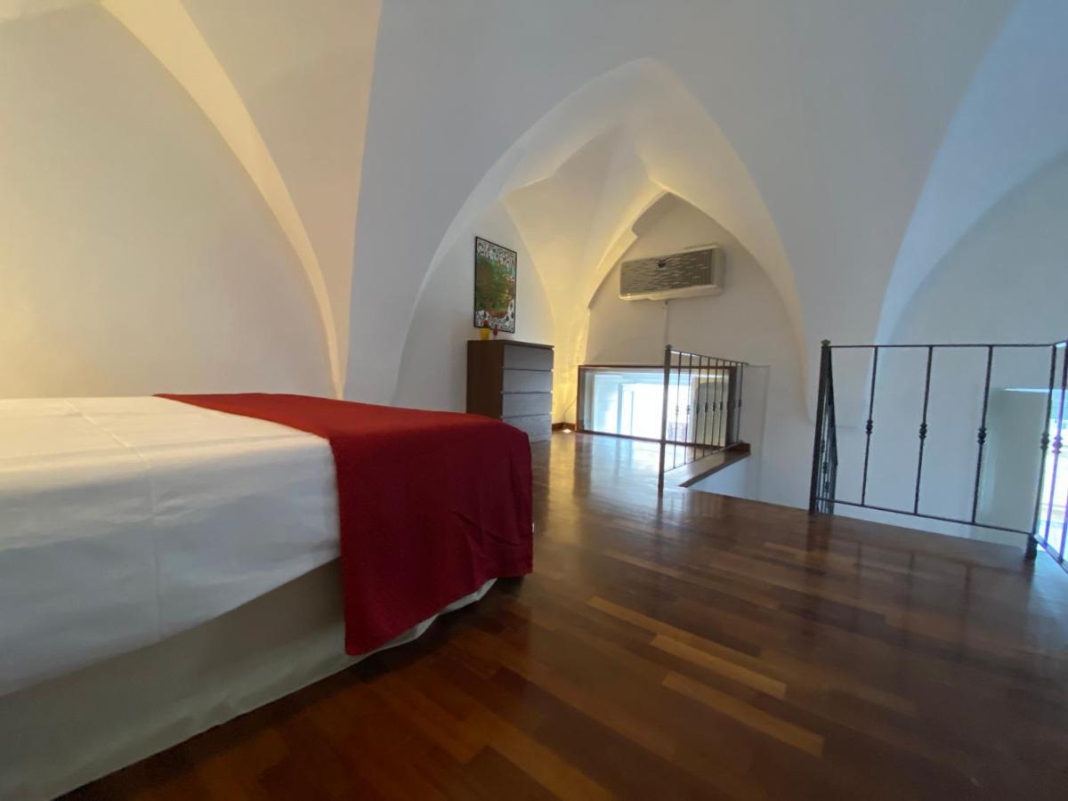 Palazzo Rossi Apartment Lecce Kültér fotó